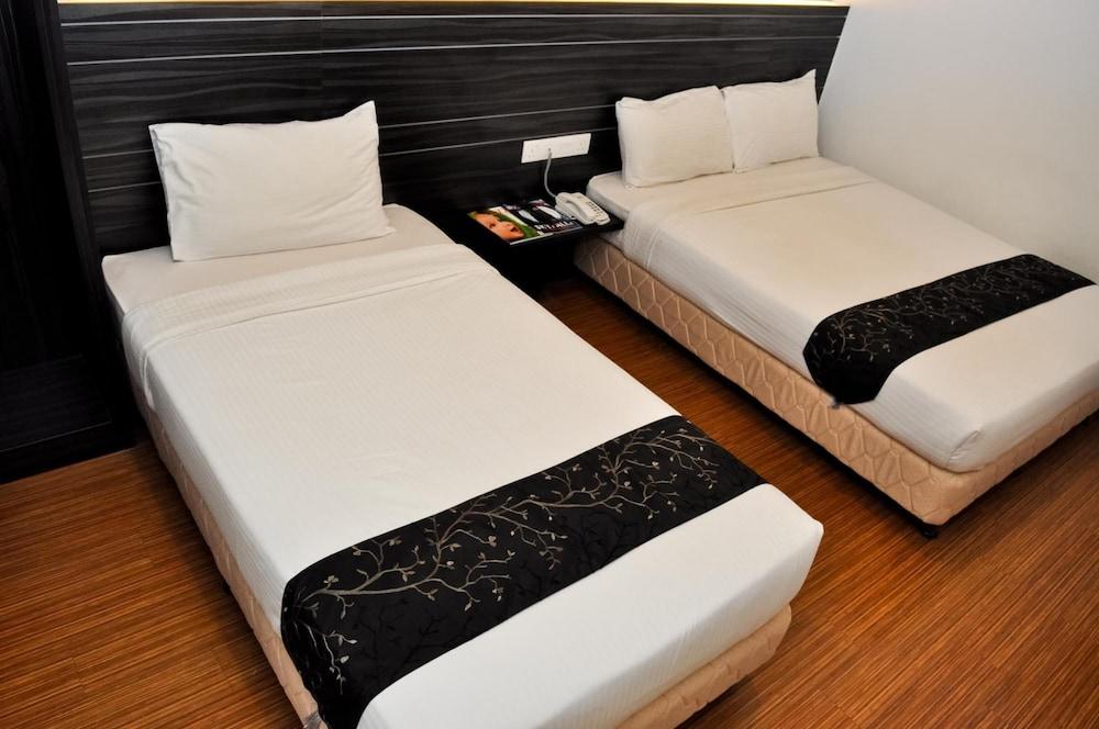 Signature Hotel Kuantan Dış mekan fotoğraf