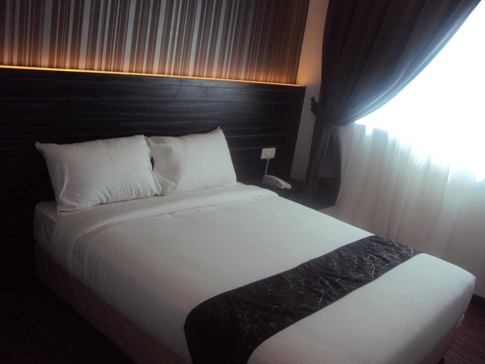 Signature Hotel Kuantan Dış mekan fotoğraf