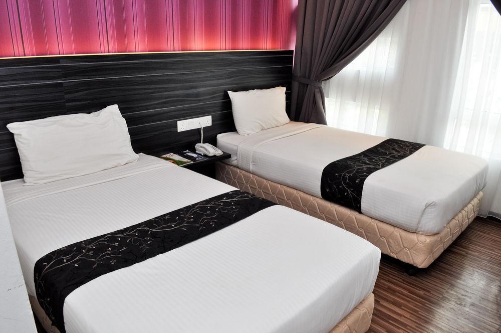 Signature Hotel Kuantan Dış mekan fotoğraf